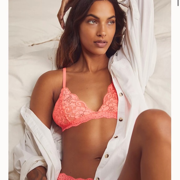 We Are HAH 3 piece set! - Picture 8 of 12